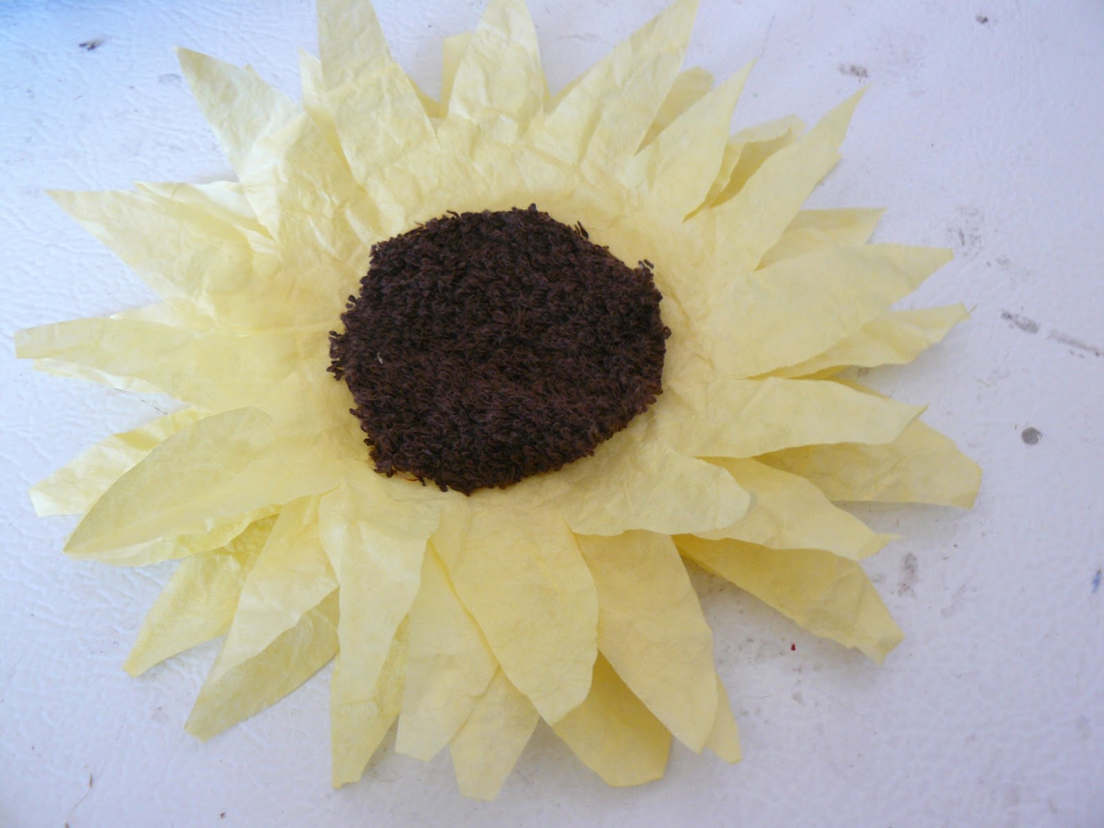Small Fry & Co. Coffee Filter Sunflower Wreath