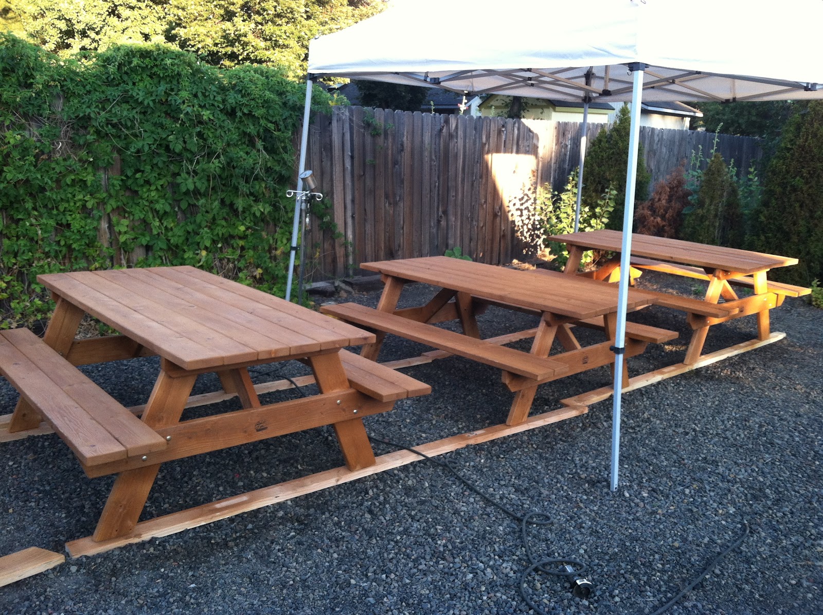 RusticWorks - Wood Working Photo Journal: Outdoor Picnic Tables