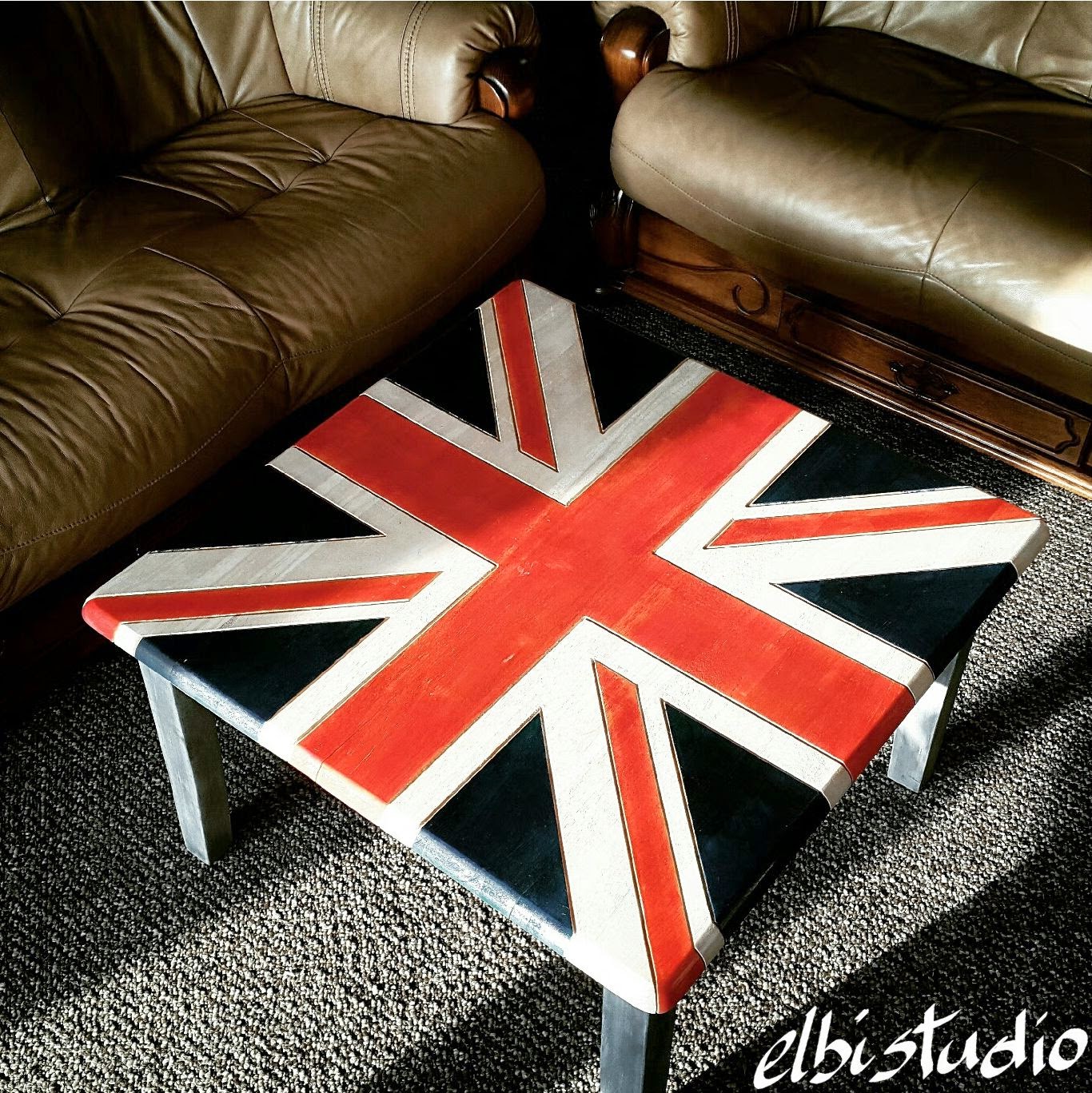 Elbistudio Union Jack coffee table