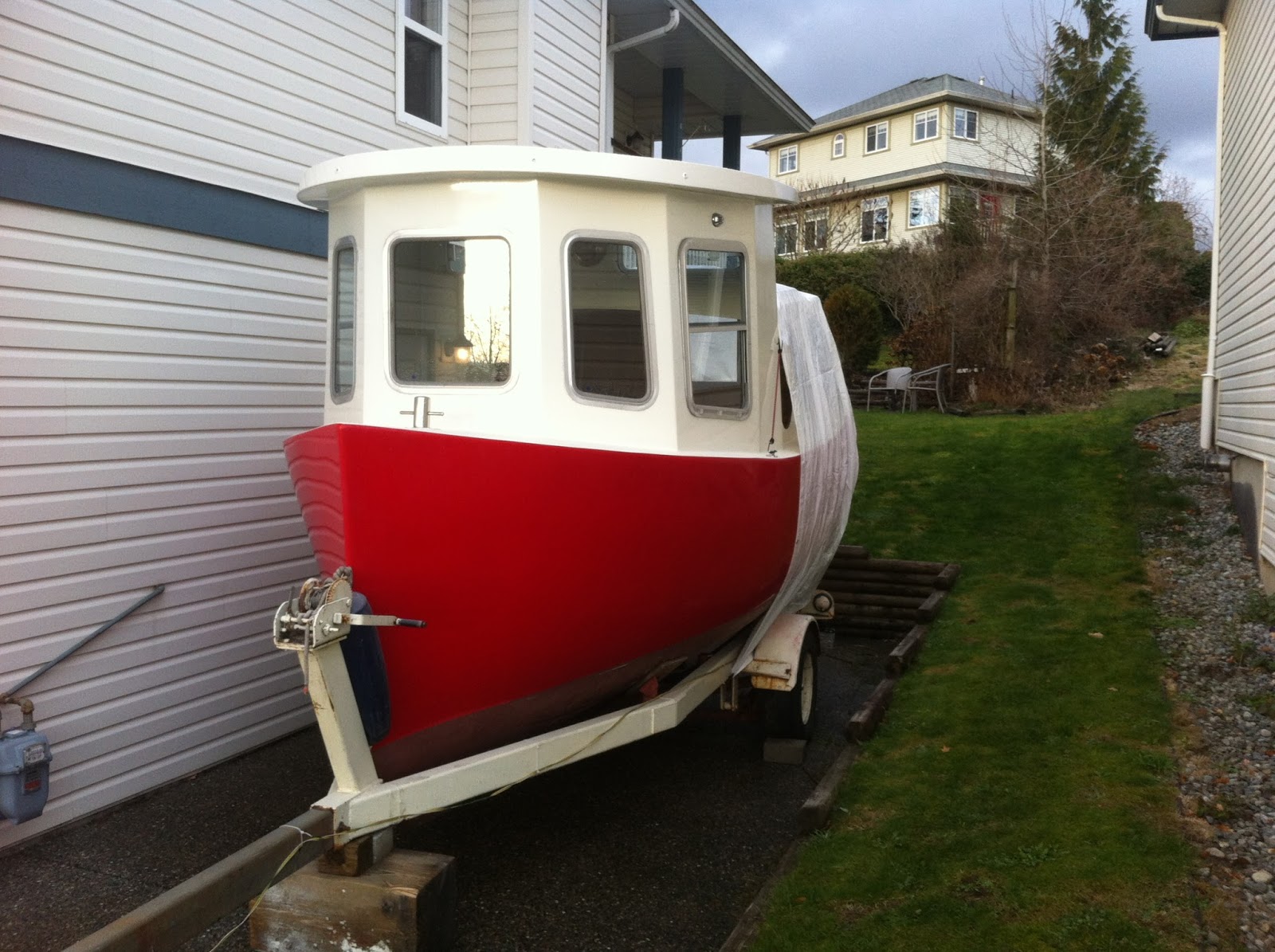 The Sailing House Barge Autarkia All About Rosebud