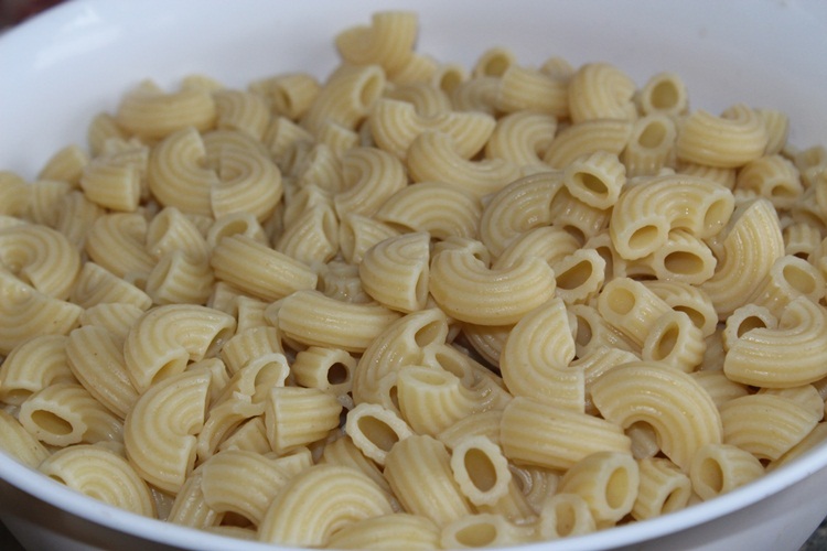 Beautyfash Blog Zesty + Creamy Seafood Pasta Salad