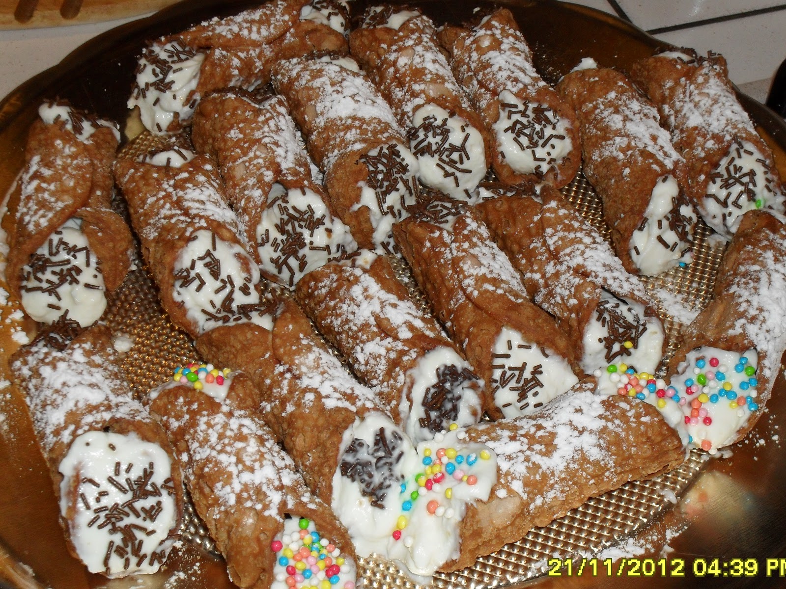 Le Ricette di Simona CANNOLI CON LA RICOTTA