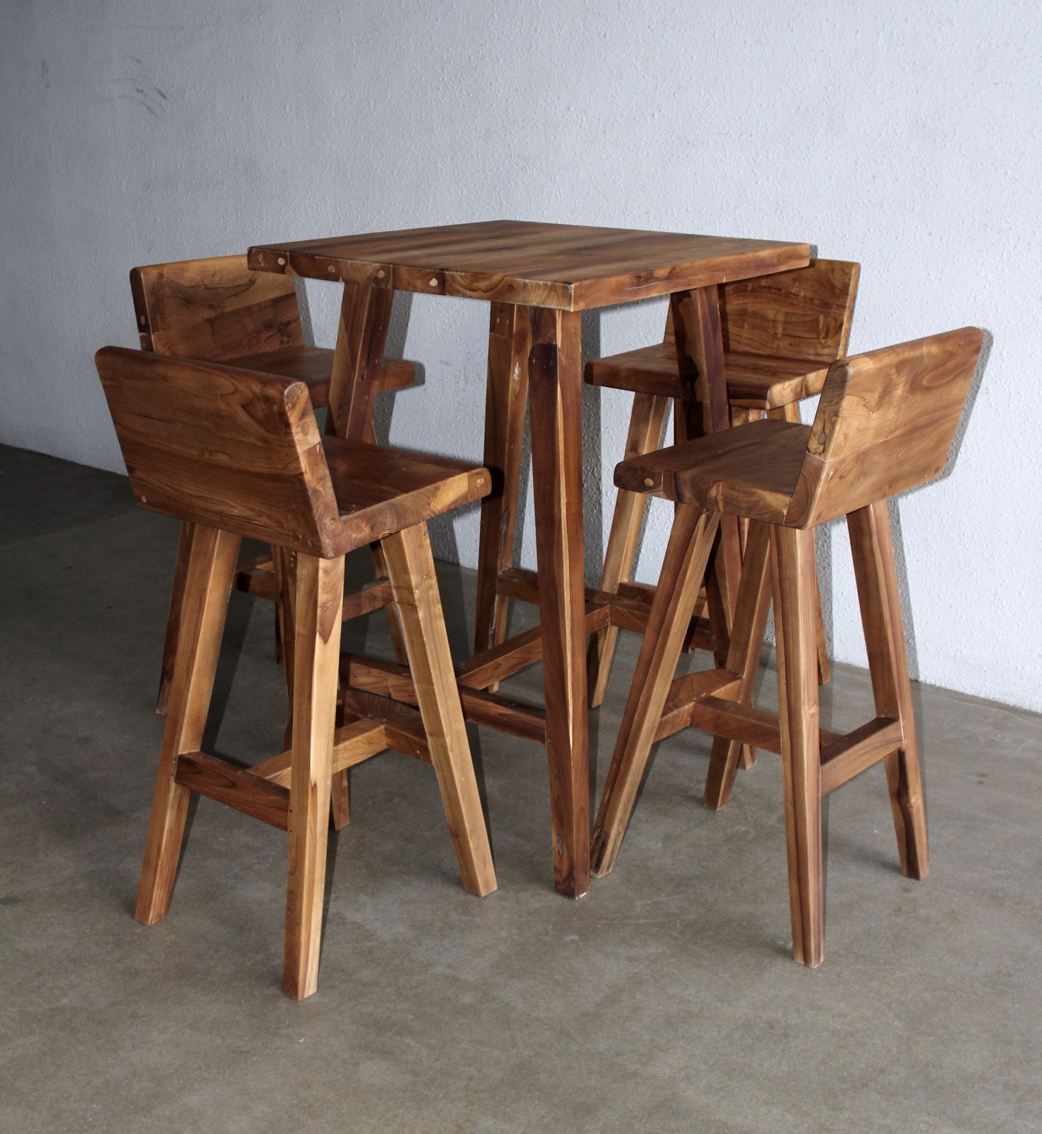 SECOND CHARM FURNITURE SPINDLE BACK CHAIRS, BAR STOOLS AND STOOLS