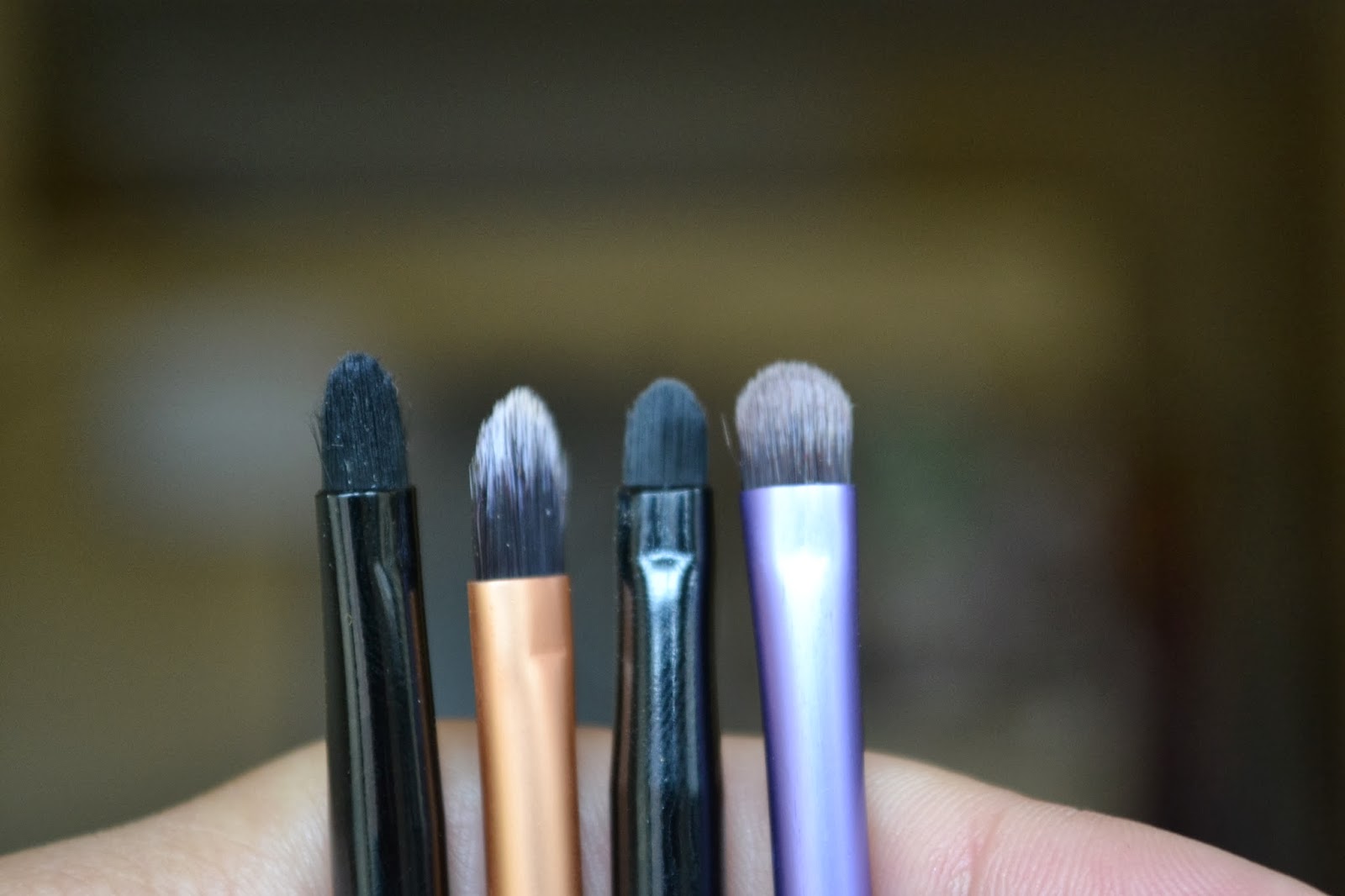 MISSY IN THE MIRROR The Menu My favourite Elf Brushes