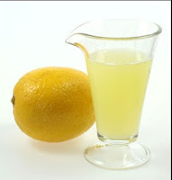 Cara Mengatasi Masalah Susah Buang Air Besar Dengan Jus Lemon
