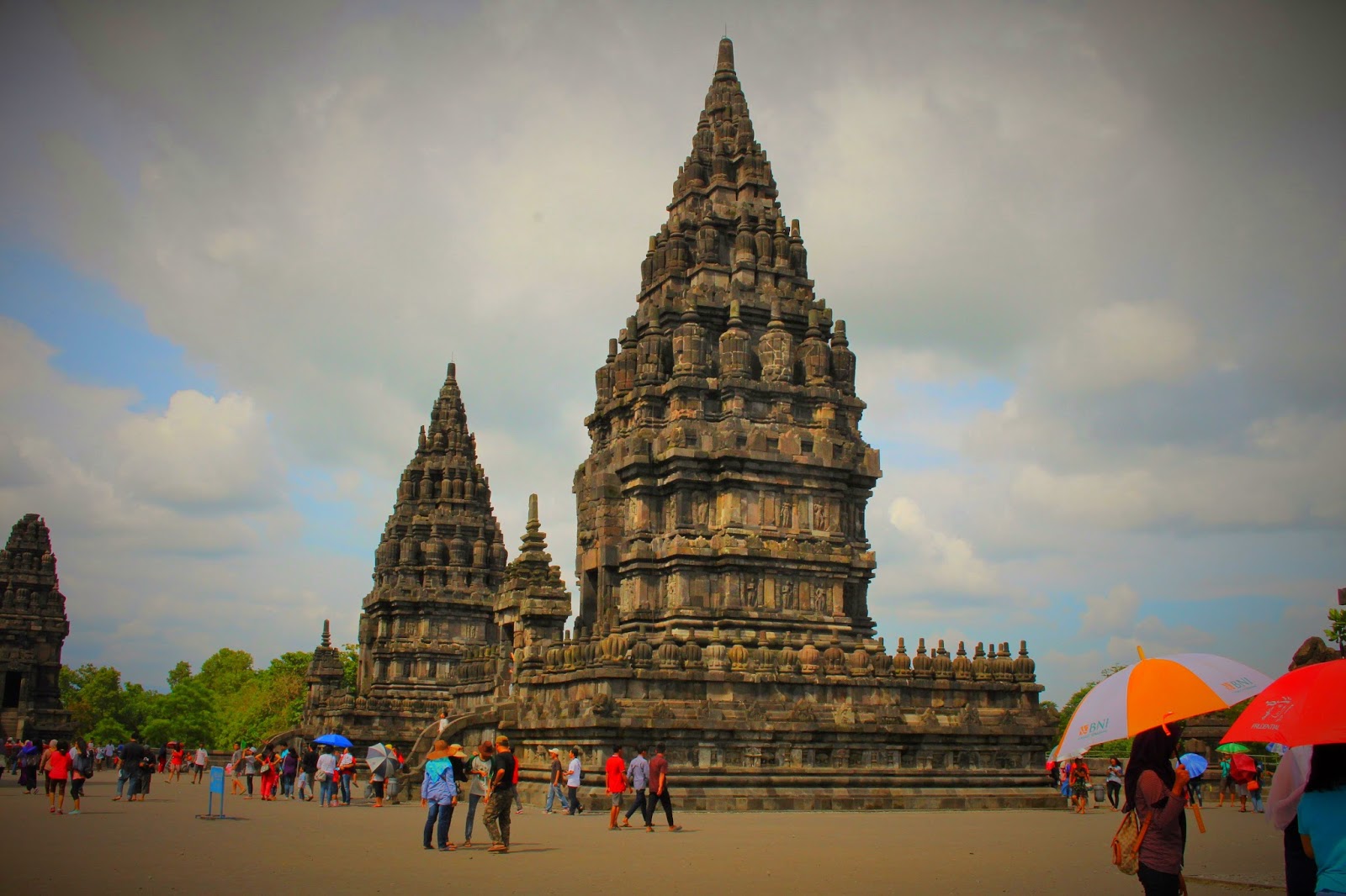 Candi Prambanan Wisata Jogja Yang Indah | loveheaven07