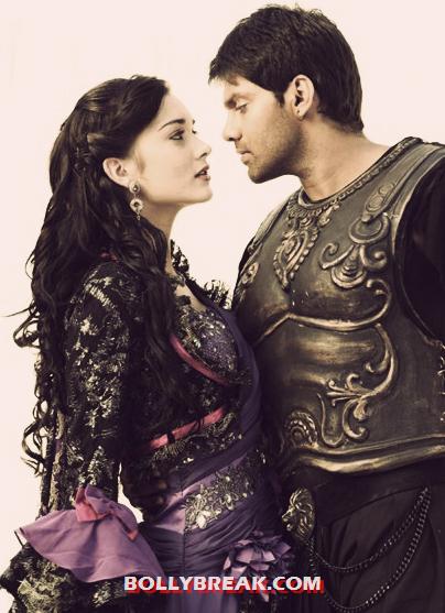 amy jackson Madharasapattinam still with arya amy jackson Madharasapattinam still with arya - Arya, amy jackson in Tamil movie Madharasapattinam