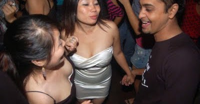 Girl Showing Boobs In Public