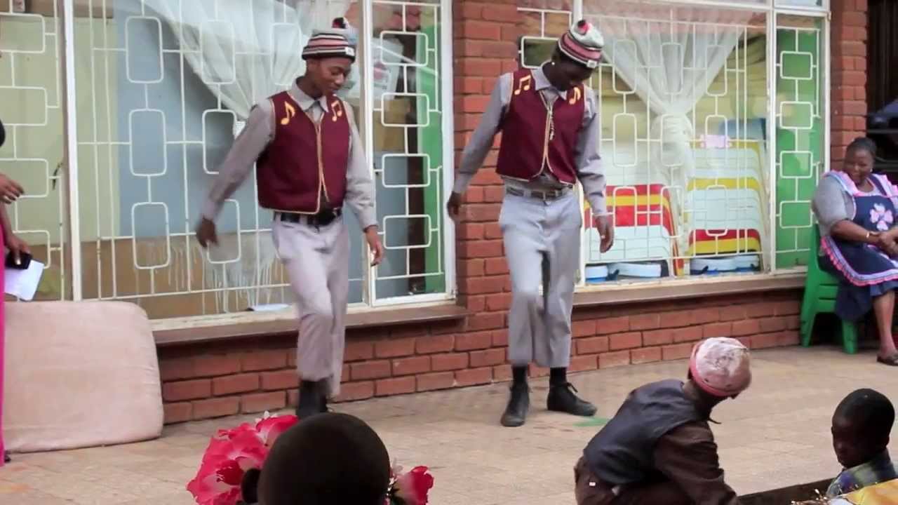 Ossie+Olga An Introduction to Pantsula