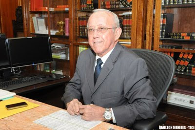 http://3.bp.blogspot.com/-DzTncxlL9NY/T4GgP4WAoMI/AAAAAAAAIfk/hrI5F6QwsHc/s400/presidentetjce.jpg