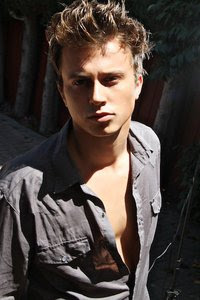 kenny wormald love life beautiful day film love footloose kenny wormald love life beautiful day film love footloose