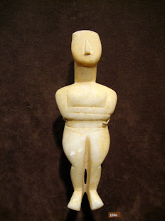 Cycladic female figurine