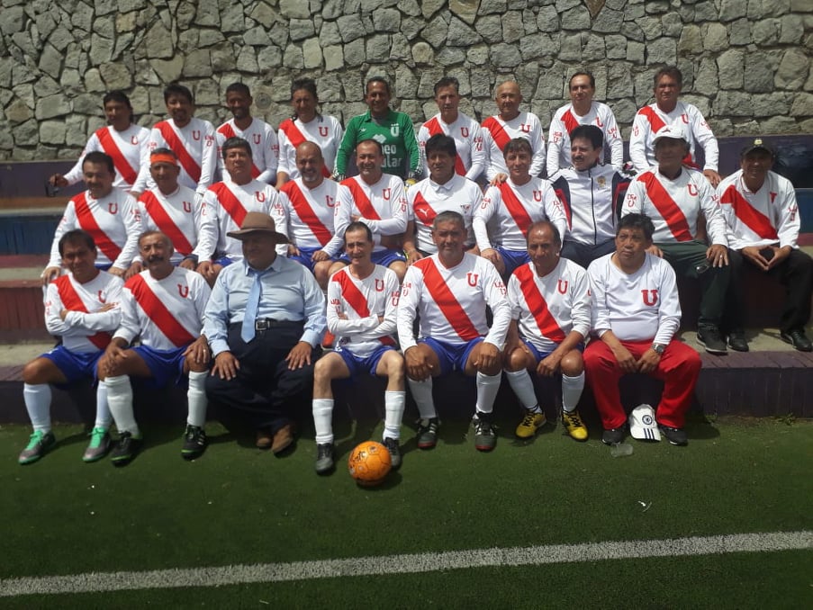 DOBLE CAMPEON DEL FUTBOL DEL RECUERDO  2018/ 2019