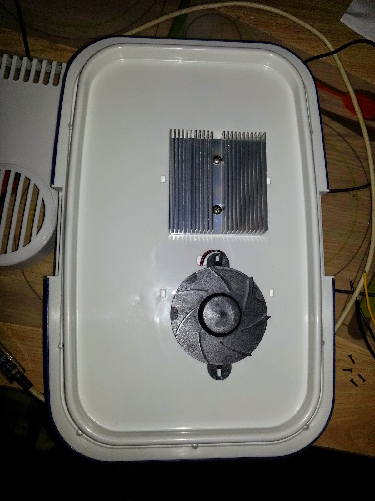 Technology for a sustainable future: How works an electric cooler: Cell ...