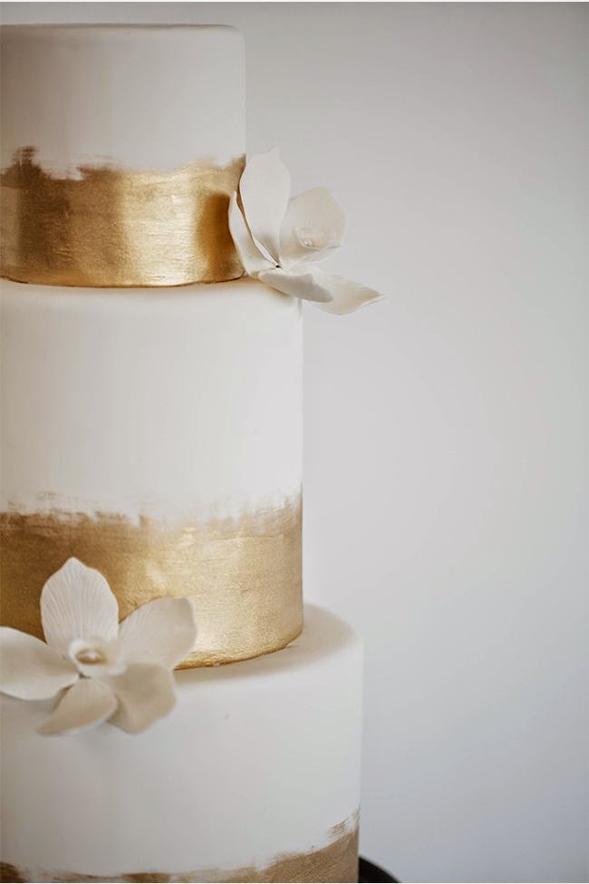 Lily The Wandering Gypsy Wedding Inspirations / Cake / Photography / More