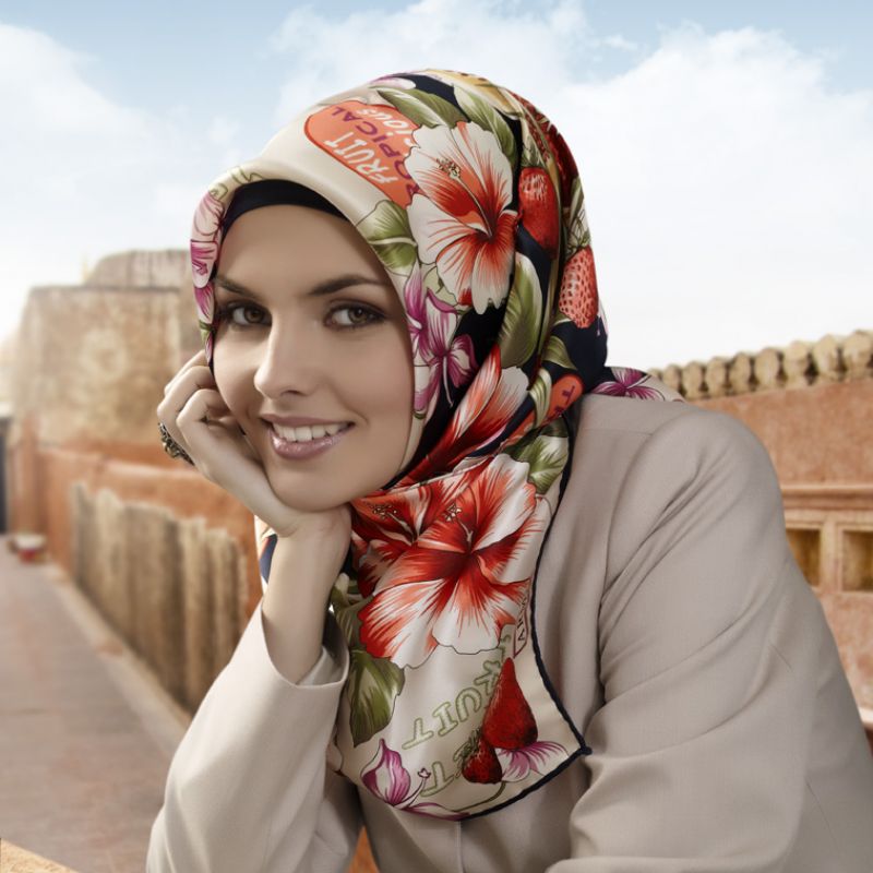 Model Hijab Segi empat Model Hijab Segi empat