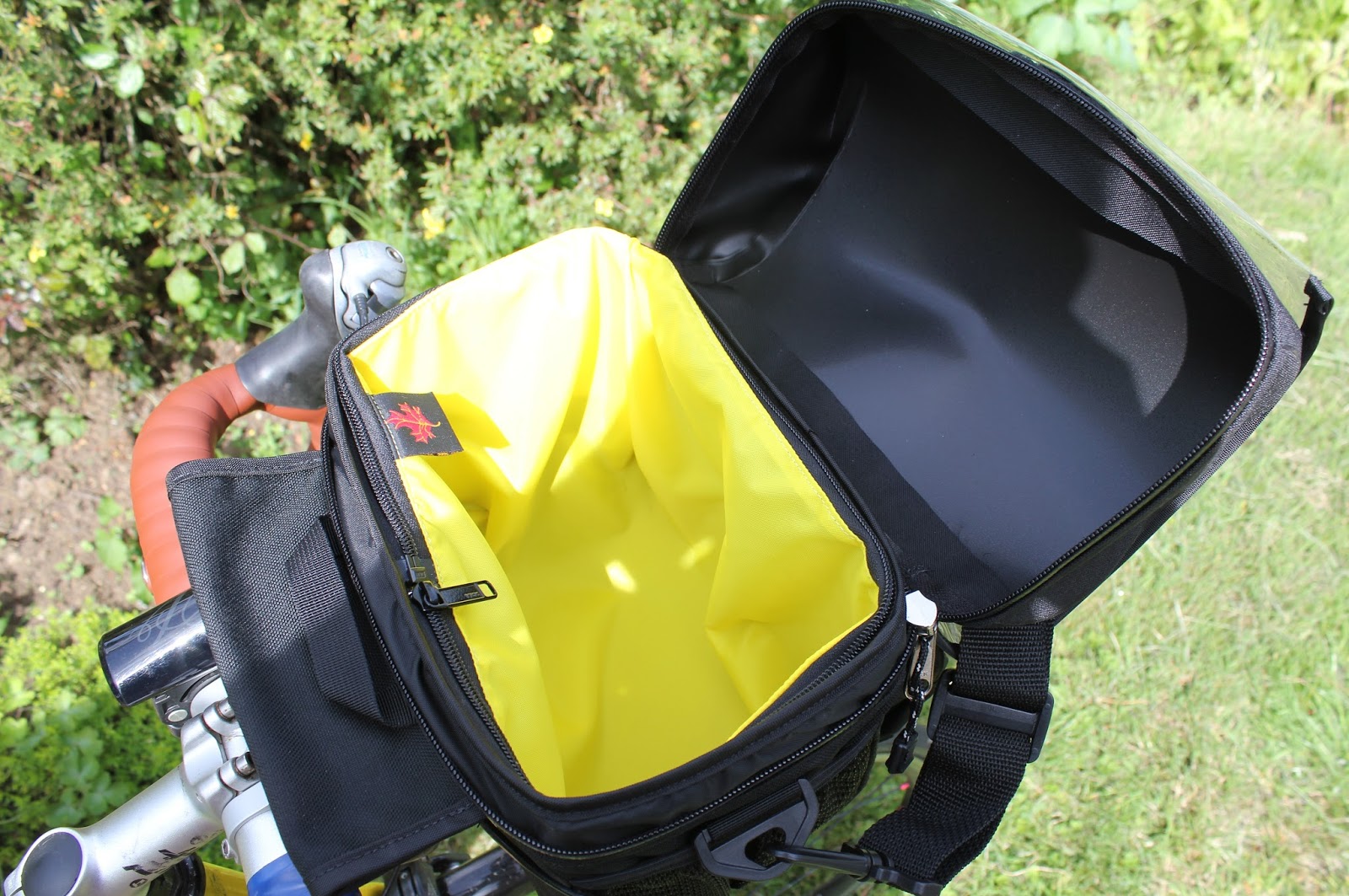 Review Arkel Small Handlebar Bag