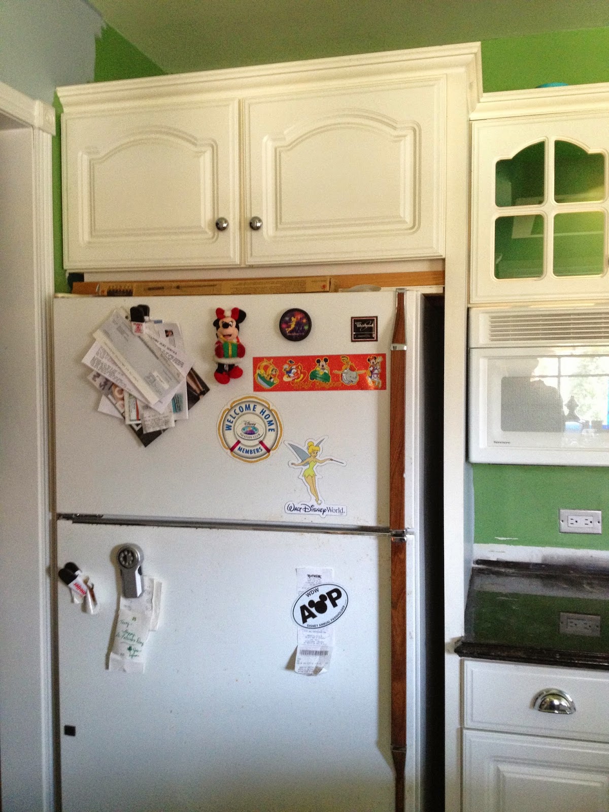 General Splendour Ugly Refrigerator Makeover! With WALLPAPER??