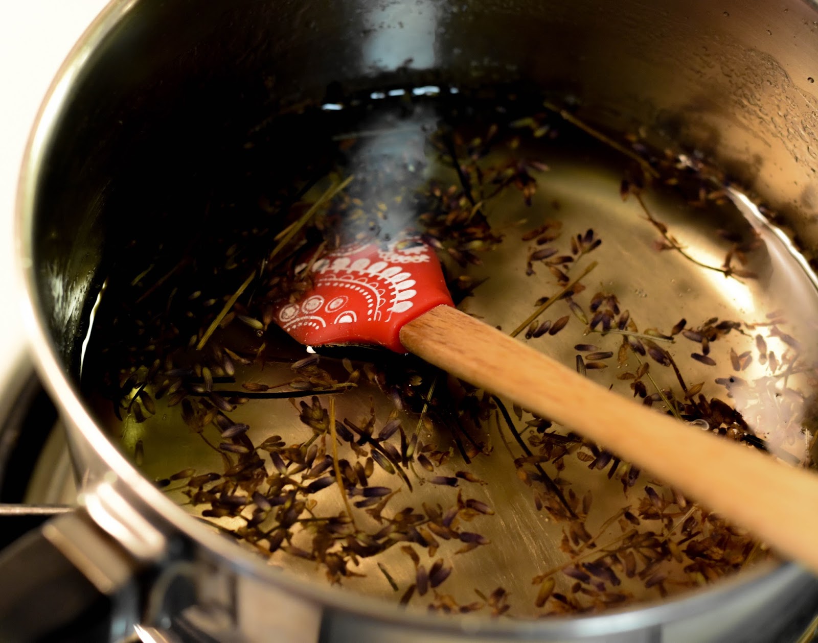 Henrianna Iced Green Tea with Lavender Syrup