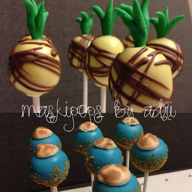 Pineapples and Seashell Cake Pops by MaskiPops.by.Adri