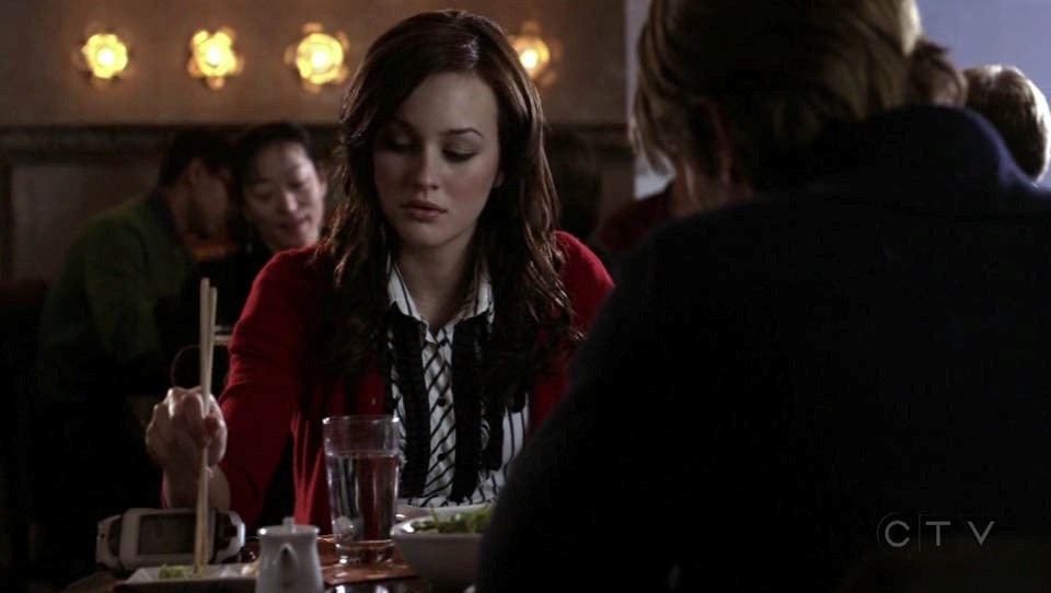 I'm still inlove with Judas, baby!: What did Blair wear? (episode 1 pilot)