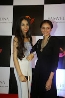 Parineeti, Karisma, Richa Chadda, Huma Qureshi and Lisa Haydon at Nikhar Tandon's art exhibition for Samvedna NGO 