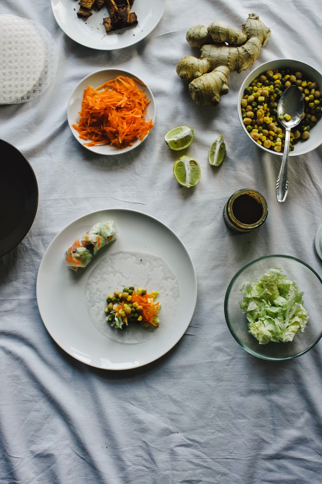 petelinskov Vegan spring rolls & almond butter dipping sauce