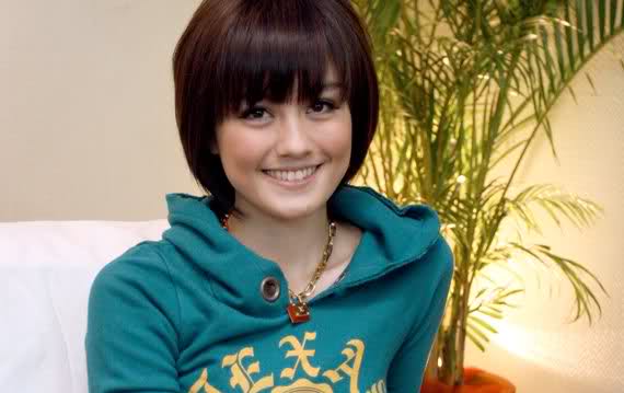 Agnes Monica Hairstyles