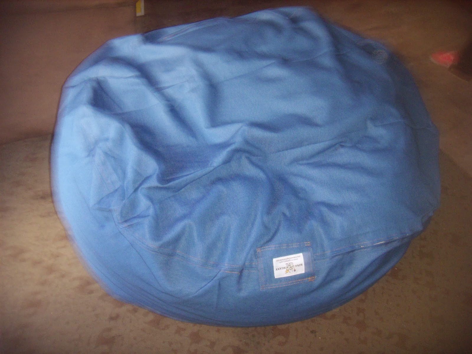 Mommie of 2 The Bean Bag Chair Outlet Review