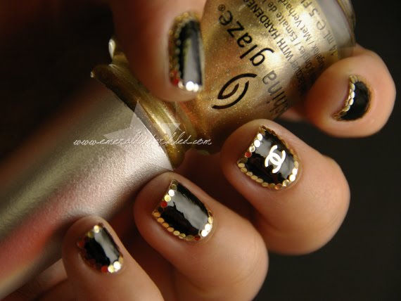 I saw this manicure on The Illustrated Nail Tumblr, and thought it was