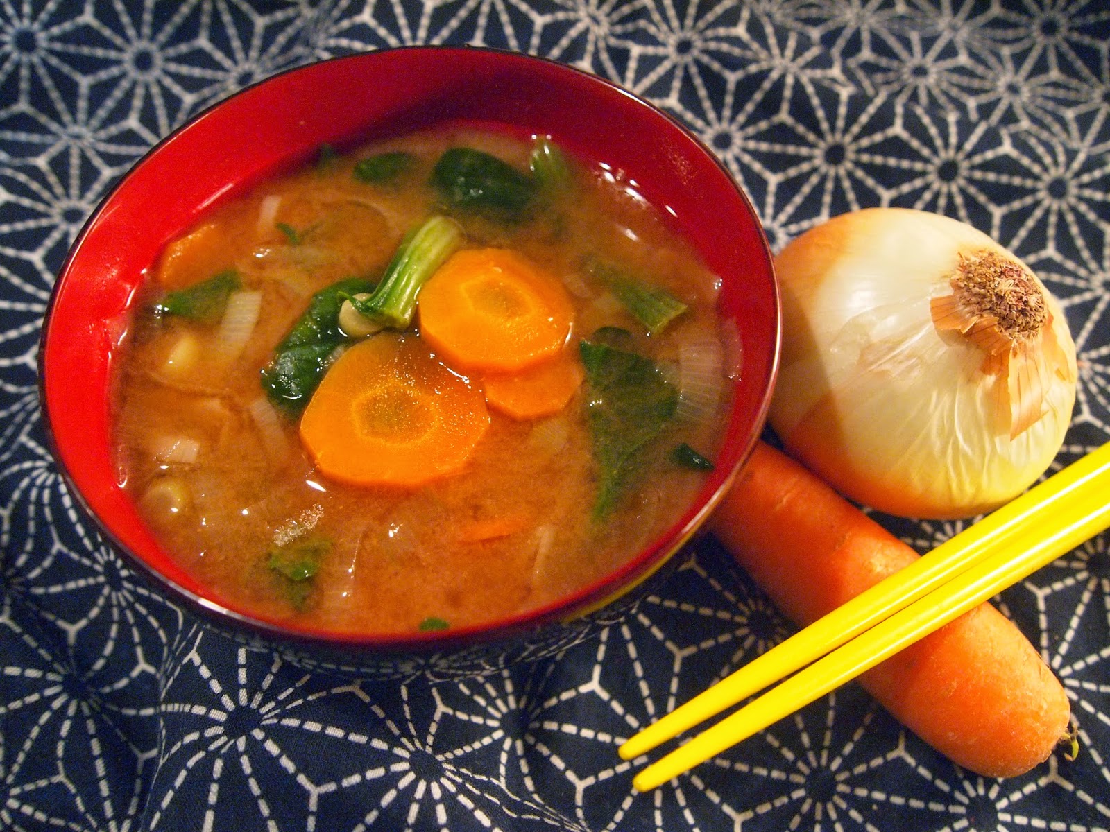 Japonesana Sopa de Miso de Verduras Miso shiru