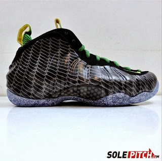 Nike-Oregon-Ducks-Foamposite-Foams-02.jpeg