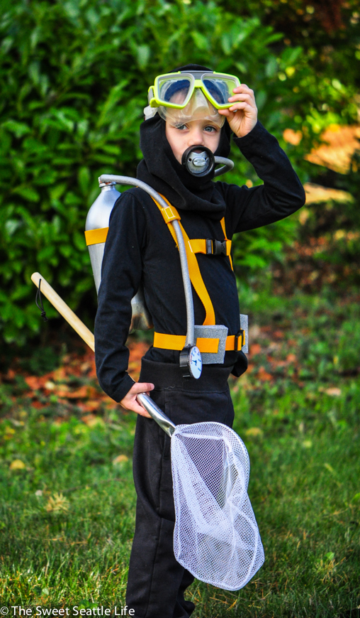 Chris and Sonja The Sweet Seattle Life DIY SCUBA Costume Tutorial