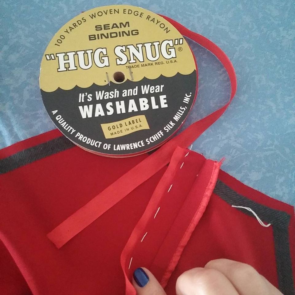 How to apply Hug Snug seam binding on stretchy fabrics Como rematar