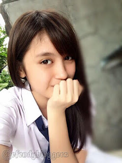 Foto Nabilah JKT48 Pakai Seragam SMP 