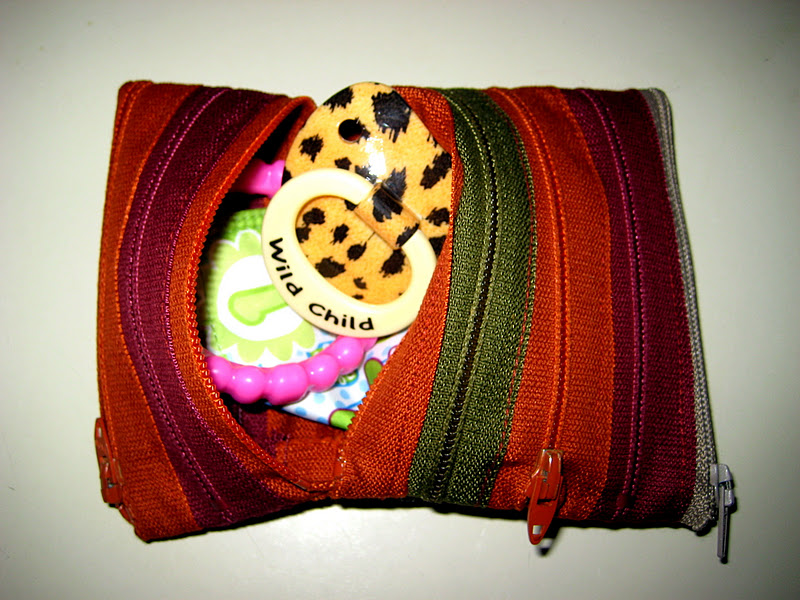 Heart and Sew'l....pieces of handmade love zipper purse