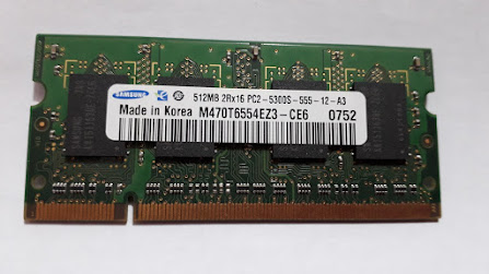 MEMORIA RAM PARA LAPTOP 512 MB. 150 BS.