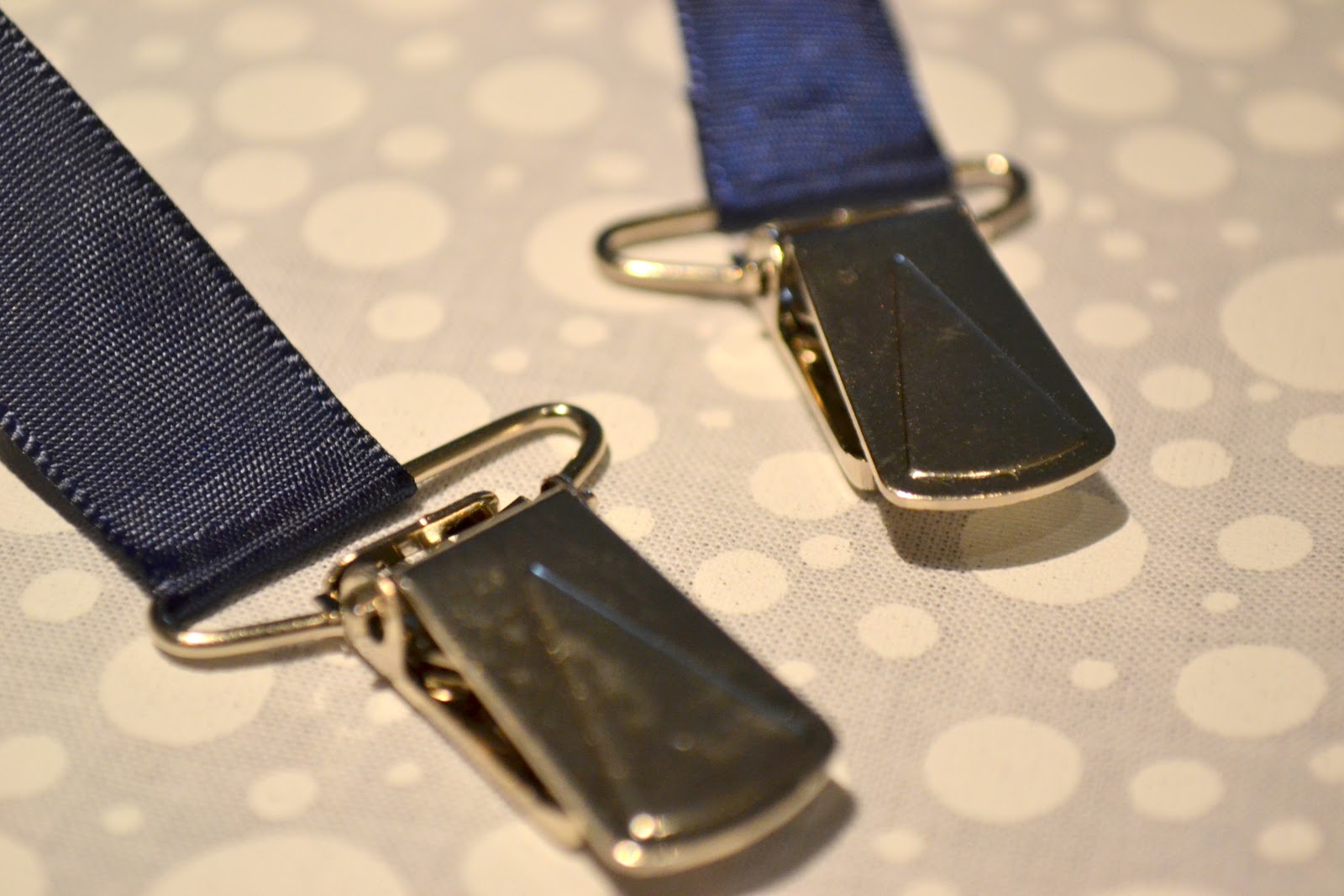 You Seriously Made That!? Instant Nursing Cover Strap Tutorial