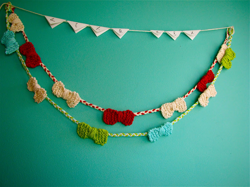 Lexalex Knitted Garland