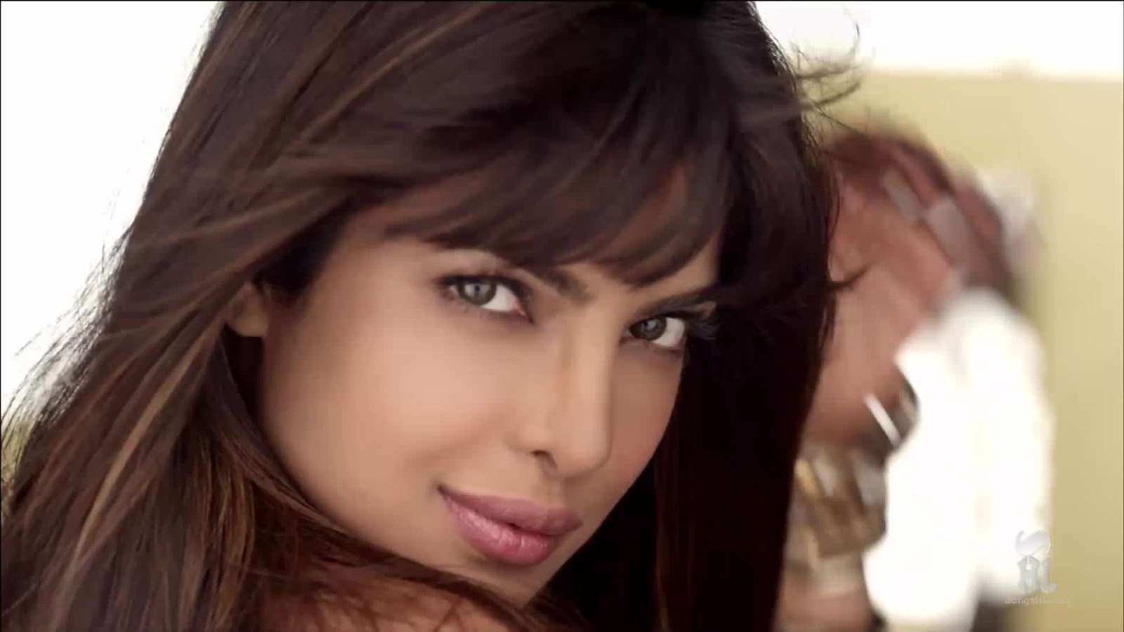 priyanka chopra hollywood song in my city in my city 1080p ft will i m hd video download zone priyanka chopra hollywood song in my city in my city 1080p ft will i m hd video download zone
