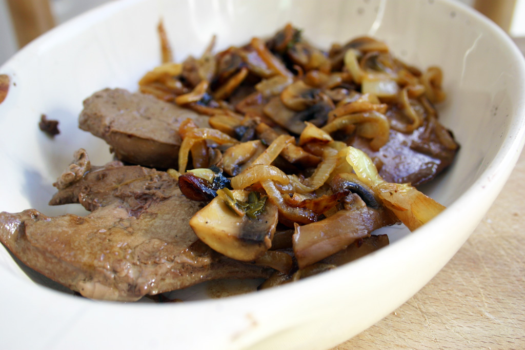 Belleau Kitchen lambs liver in cider and caramelised onions