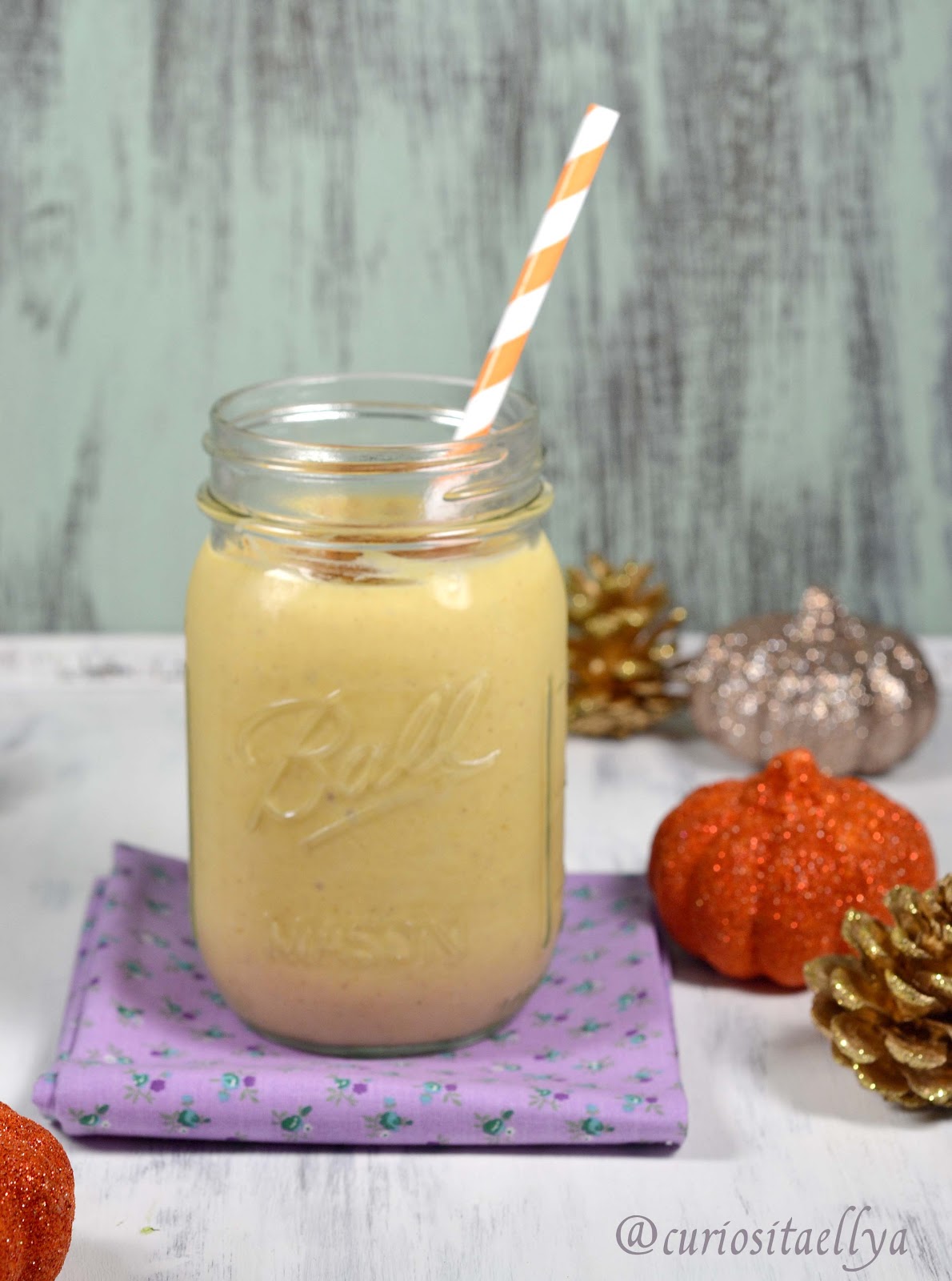 Curiositaellya Healthy Pumpkin Smoothie