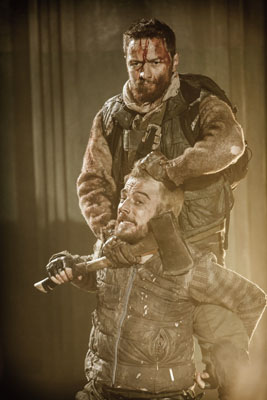 James McAvoy (Macbeth) & Kevin Guthrie (Lennox) in Macbeth, Trafalgar Studios, Photo Johan Persson