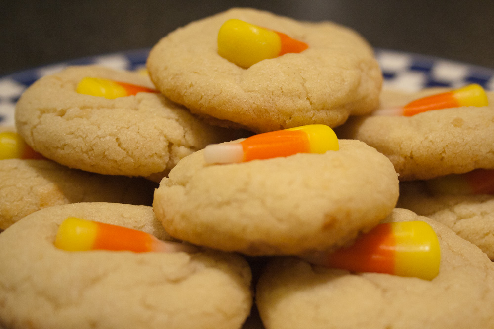 Lisa Cooks Candycorn sugar cookies