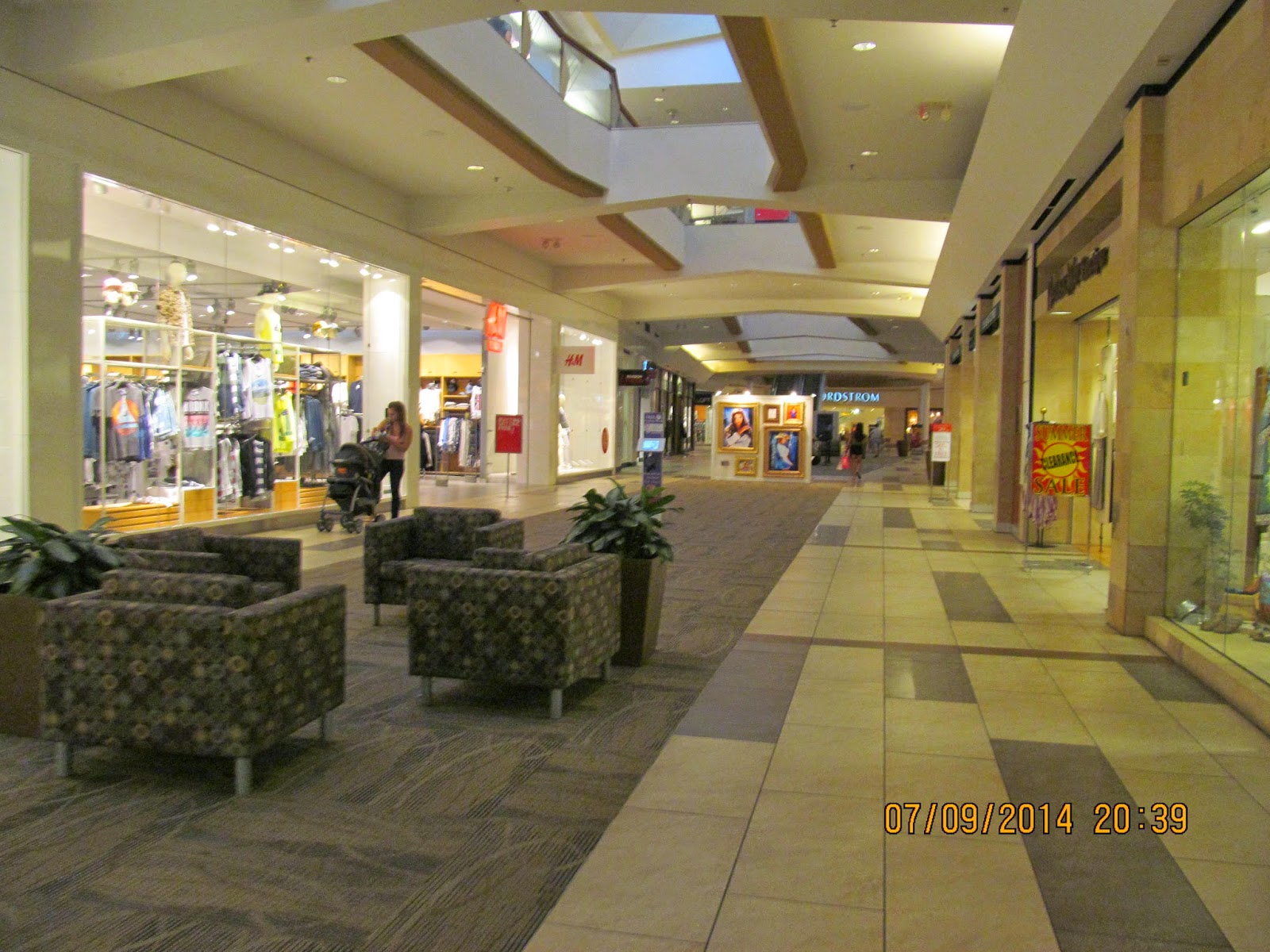 Trip to the Mall Oak Park Mall (Overland Park, KS)