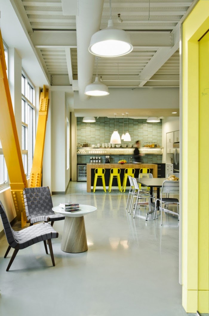 我們看到了。我們是生活家。 充滿創意的工作空間，美國數位品牌公司FINE Design Group位在波特蘭的辦公室