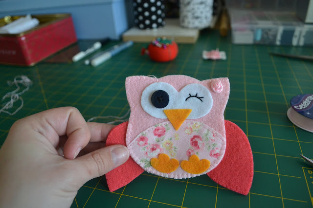 How to make a felt owl