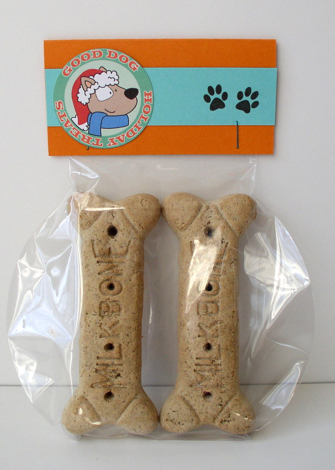 Crafty Cre8tions: Dog Treats!