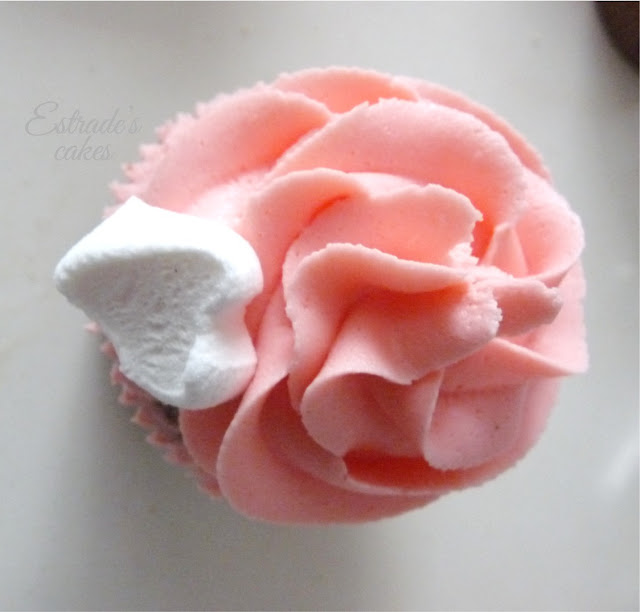 receta de cupcakes de chocolate con buttercream de fluff - 1