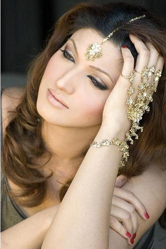 Bridal Makeup and Jewelry